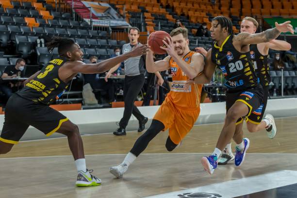 你需要我继 你需要我继