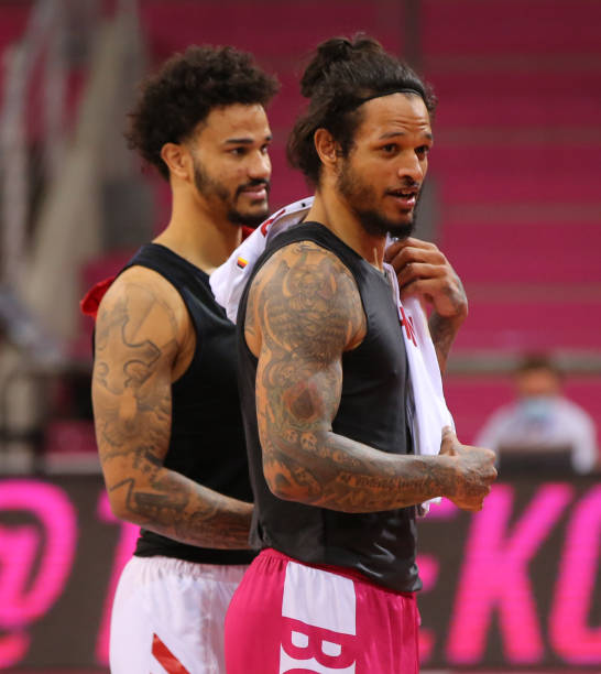 季接近尾声 季接近尾声