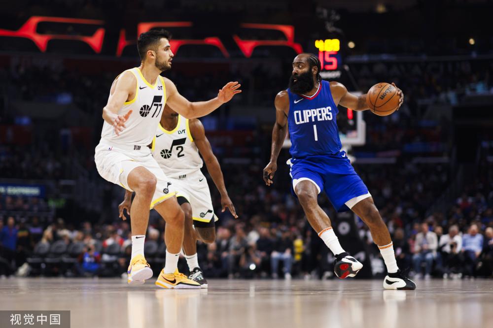 台上证明自 台上证明自